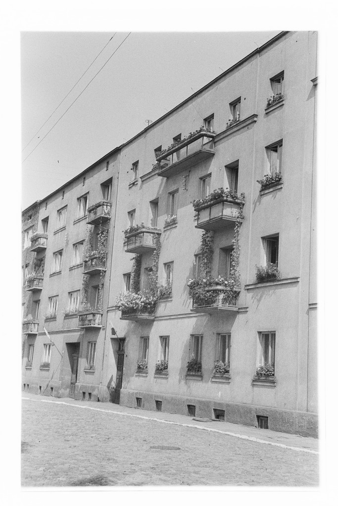 Kielce, kamienica przy ulicy Czerwonego Krzyża
