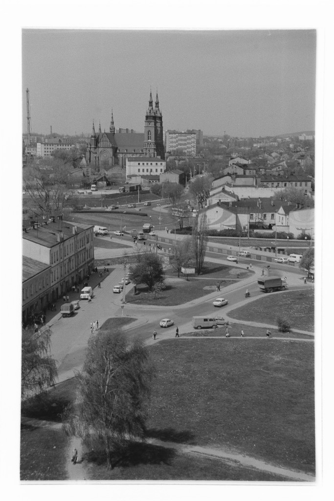 Kielce, panorama z ulicą 1 Maja (obecnie Piotrkowska)